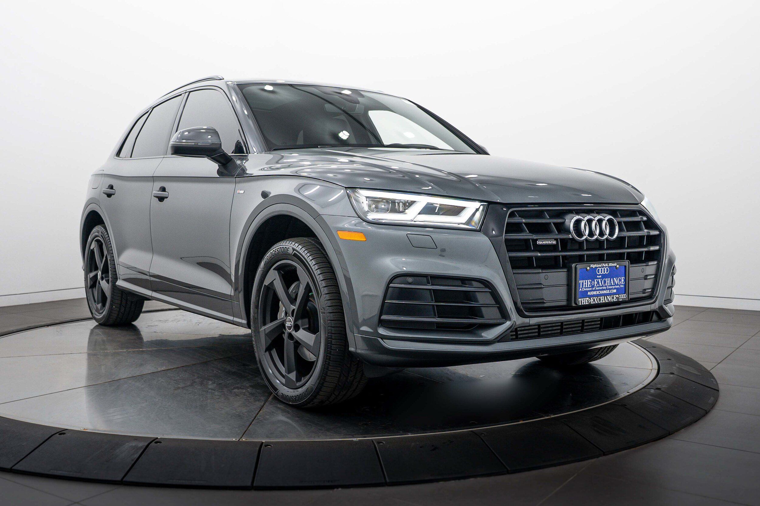 Used 2020 Audi Q5 2.0T Titanium Premium Plus w/ Premium Plus Package AWD/4WD image 2