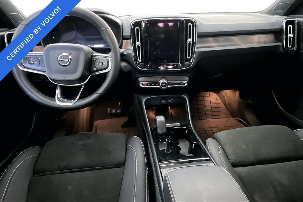 Certified 2023 Volvo XC40 Recharge Ultimate AWD/4WD image 19