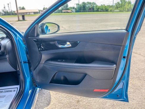 Used 2023 Kia Forte GT-Line w/ GT-Line Premium Package FWD image 19