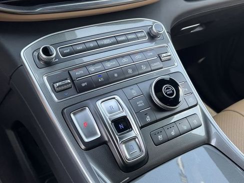 Certified 2023 Hyundai Santa Fe Calligraphy image 33