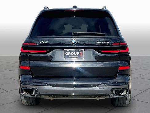 Used 2025 BMW X7 xDrive40i w/ M Sport Package AWD/4WD image 5