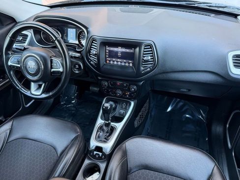 Used 2019 Jeep Compass Latitude AWD/4WD image 28