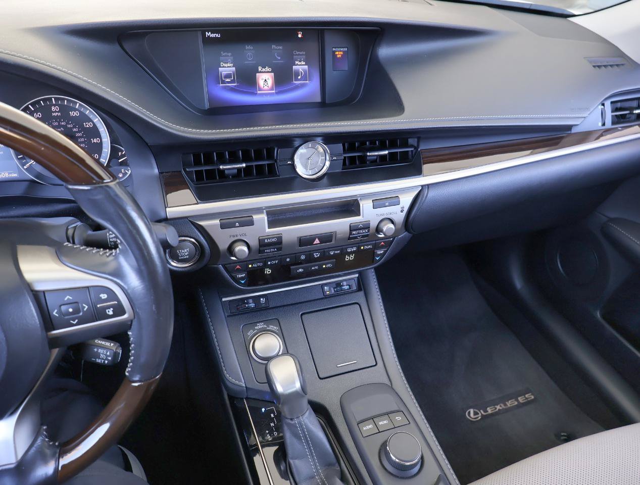 Used 2016 Lexus ES 350 w/ Premium Package w/Wood Trim FWD image 41
