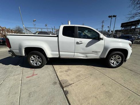 Used 2022 Chevrolet Colorado LT w/ Fleet Safety Package image 4