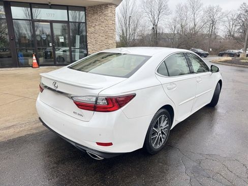 Used 2016 Lexus ES 350 image 3