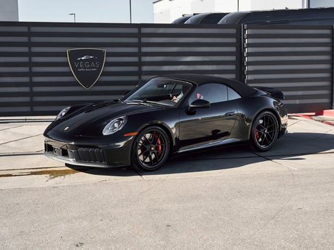Used 2026 Porsche 911 Carrera GTS w/ Premium Package RWD image 5