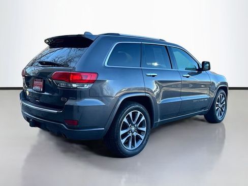 Used 2018 Jeep Grand Cherokee Overland image 6