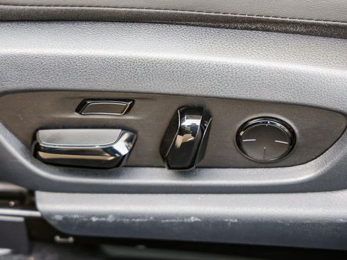 Certified 2022 Lexus ES 300h Luxury image 22