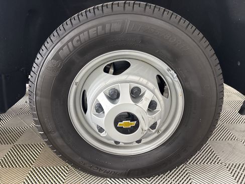 Used 2023 Chevrolet Silverado 3500 W/T w/ WT Convenience Package image 30