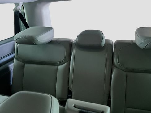 Used 2025 Ford Expedition Max Active RWD image 30