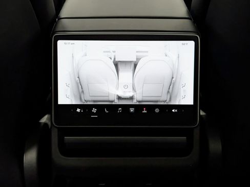 Used 2026 Tesla Model Y Premium image 18