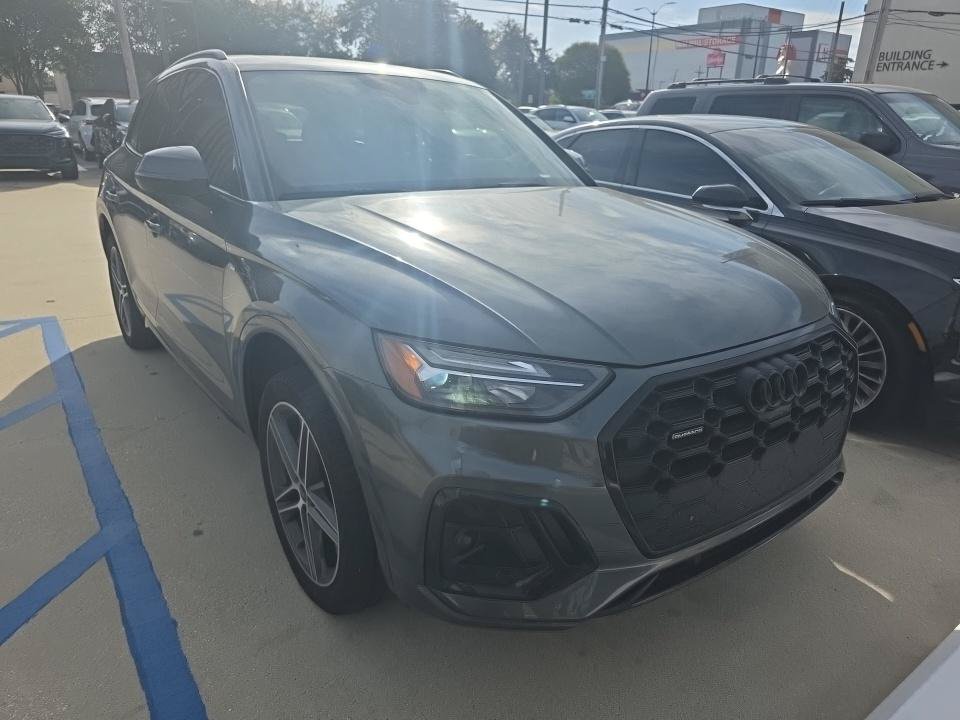 Used 2025 Audi Q5 e Premium Plus AWD/4WD image 3