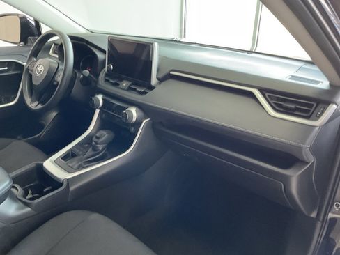 Used 2024 Toyota RAV4 XLE image 19