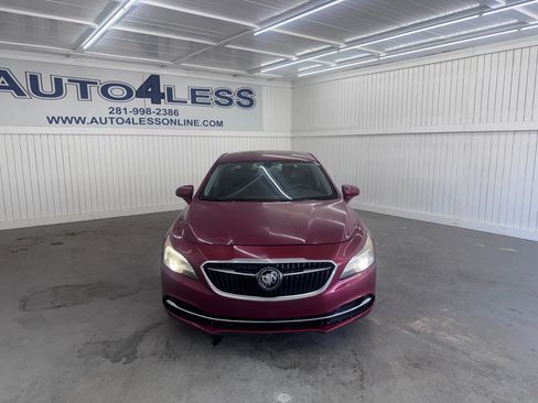 Used 2018 Buick LaCrosse Essence FWD image 2