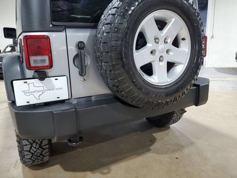 Used 2016 Jeep Wrangler Unlimited Sport w/ Quick Order Package 24S AWD/4WD image 40