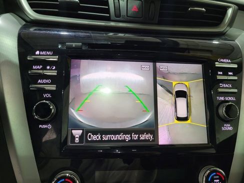 Used 2021 Nissan Murano SL image 12