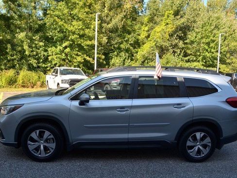 Used 2022 Subaru Ascent Premium w/ Convenience Package image 5