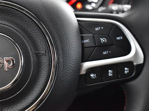 Used 2021 Jeep Compass Trailhawk AWD/4WD image 12