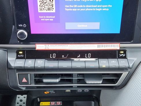 New 2026 Toyota Camry SE image 18