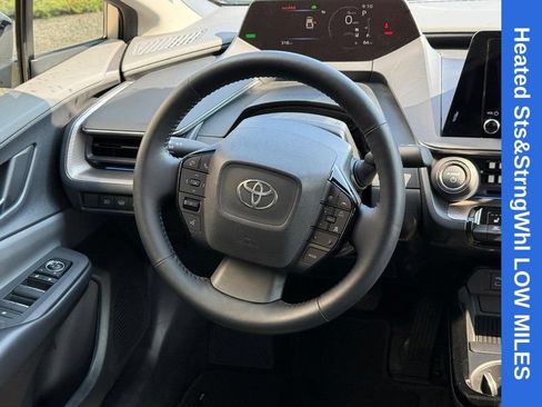 Used 2026 Toyota Prius XLE FWD image 14