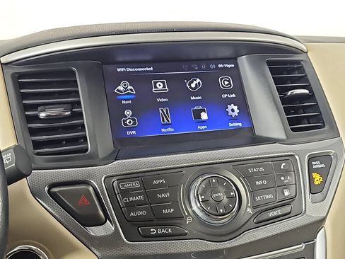 Used 2020 Nissan Pathfinder SL FWD image 20