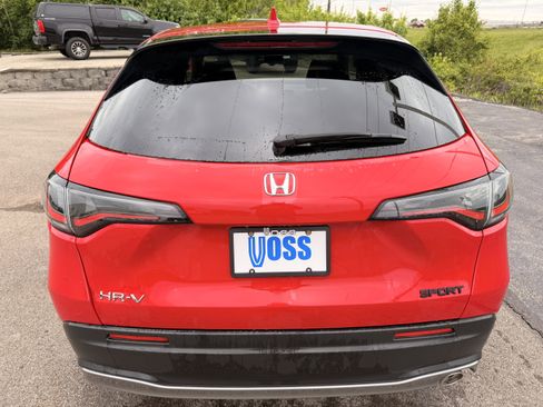 Used 2023 Honda HR-V Sport image 4