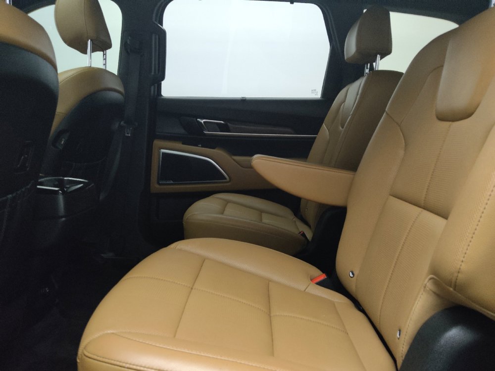 Used 2021 Kia Telluride SX w/ Nightfall Edition Package AWD/4WD image 18
