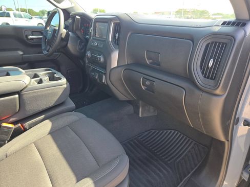 Used 2025 Chevrolet Silverado 1500 Custom AWD/4WD image 29