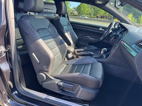 Used 2015 Volkswagen GTI SE FWD image 17