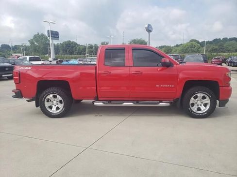 Used 2017 Chevrolet Silverado 1500 LT w/ All Star Edition AWD/4WD image 3