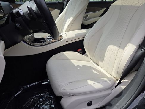 Used 2020 Mercedes-Benz E 450 4MATIC Sedan image 29