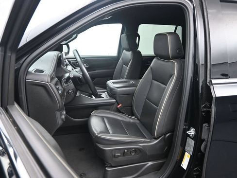 Used 2024 Chevrolet Tahoe Premier AWD/4WD image 20