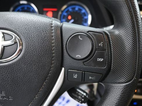 Used 2017 Toyota Corolla L image 28