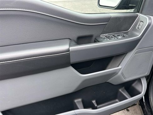 Used 2025 Ford F150 XLT image 15