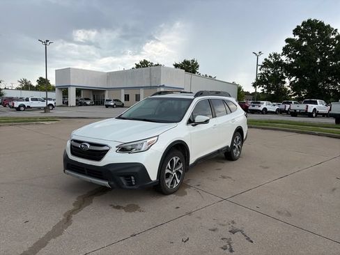 Used 2022 Subaru Outback Limited XT AWD/4WD image 1