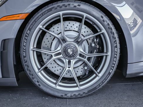 Used 2026 Porsche 911 GT3 RWD image 11