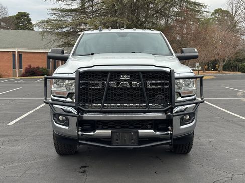 Used 2022 RAM 2500 Tradesman image 3