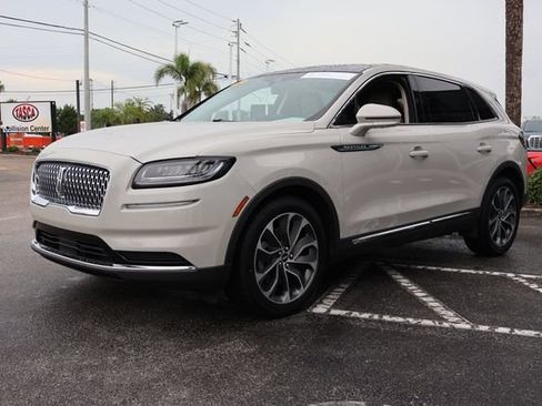 Certified 2022 Lincoln Nautilus Reserve FWD image 3