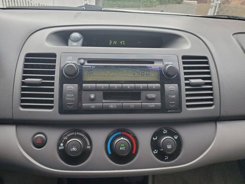 Used 2003 Toyota Camry LE image 23