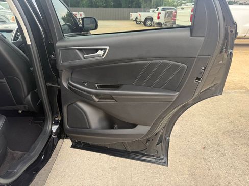 Used 2018 Ford Edge Sport w/ Equipment Group 401A AWD/4WD image 16