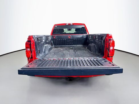 Used 2018 Chevrolet Silverado 1500 Custom w/ Custom Value Package AWD/4WD image 33