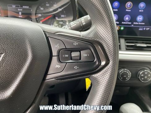 Used 2024 Chevrolet Trax LS FWD image 20