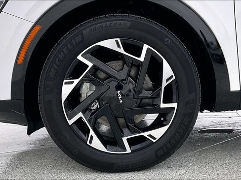 Used 2023 Kia Sportage SX FWD image 11