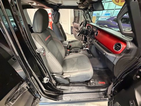 Used 2020 Jeep Gladiator Rubicon AWD/4WD image 46