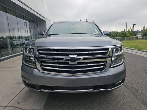 Used 2019 Chevrolet Tahoe LT w/ Off-Road Package AWD/4WD image 2