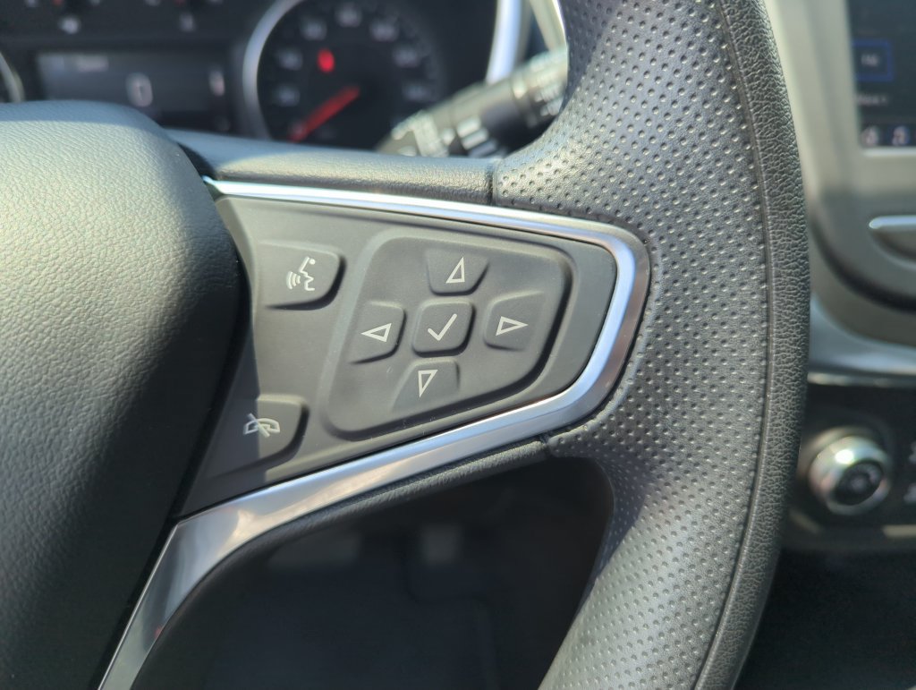 Used 2022 Chevrolet Equinox LT FWD image 22