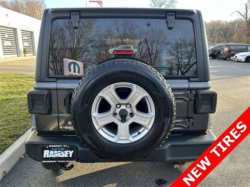 Certified 2019 Jeep Wrangler Unlimited Sport S image 25