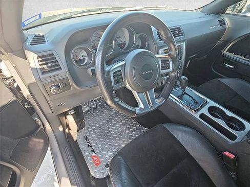 Used 2013 Dodge Challenger SRT8 w/ Harman Kardon Audio Group image 9
