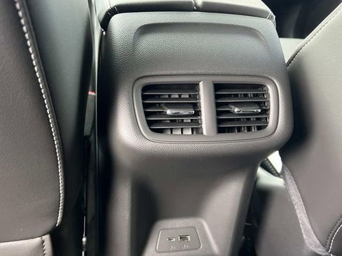 Used 2026 Buick Envision Sport Touring image 13