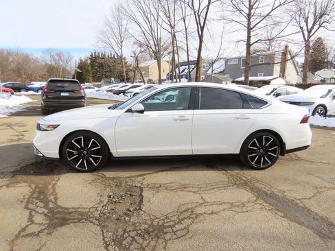 Certified 2024 Honda Accord Touring image 3